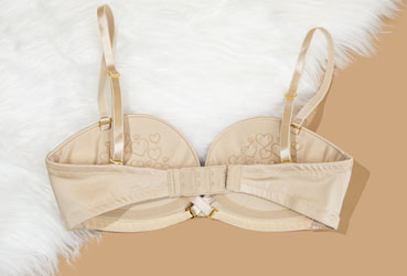 Nude Strapless Convertible Bra Max Cleavage and Lift
